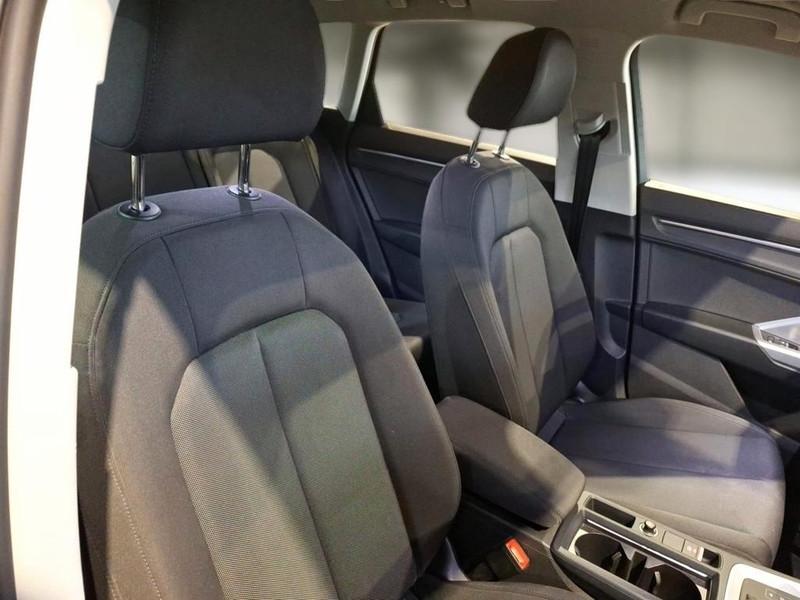 AUDI Q3 45 TFSI e S tronic Business