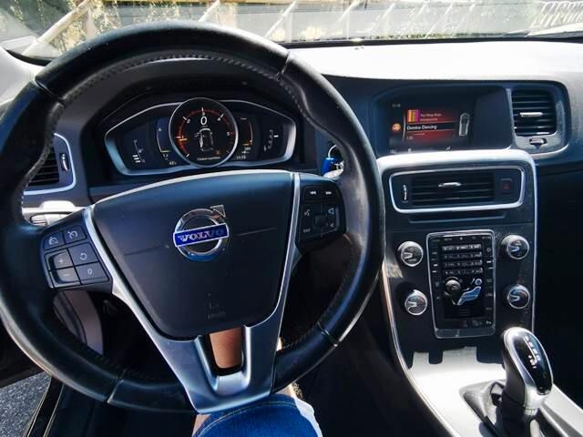 Volvo V60 D2 Geartronic Business(120cv)