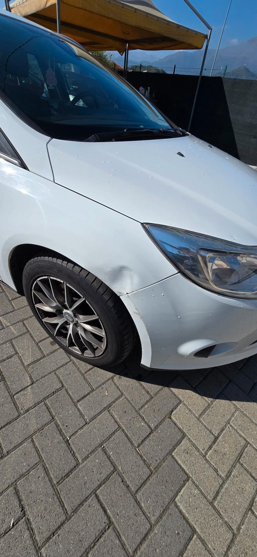 Ford Focus 2.0 TDCi 115 CV Powershift Titanium