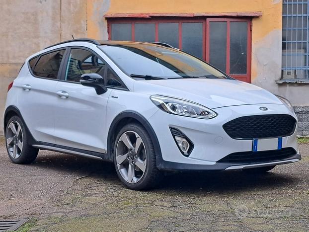 Ford Fiesta ACTIVE 1.0 ECOBOOST * OK NEOPATENTATI *