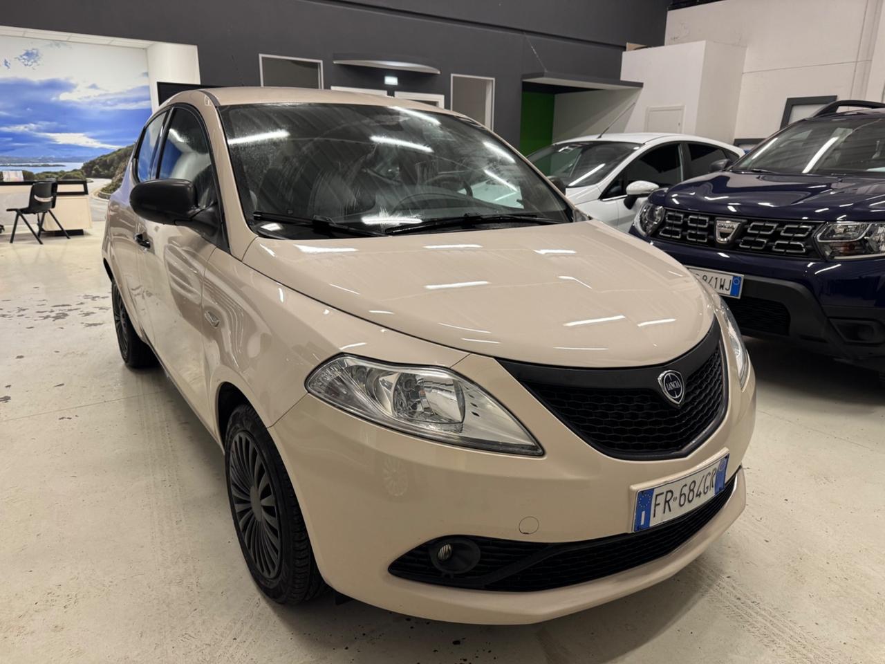 Lancia Ypsilon 1.2 69 CV 5 porte GPL Ecochic Elefantino Blu