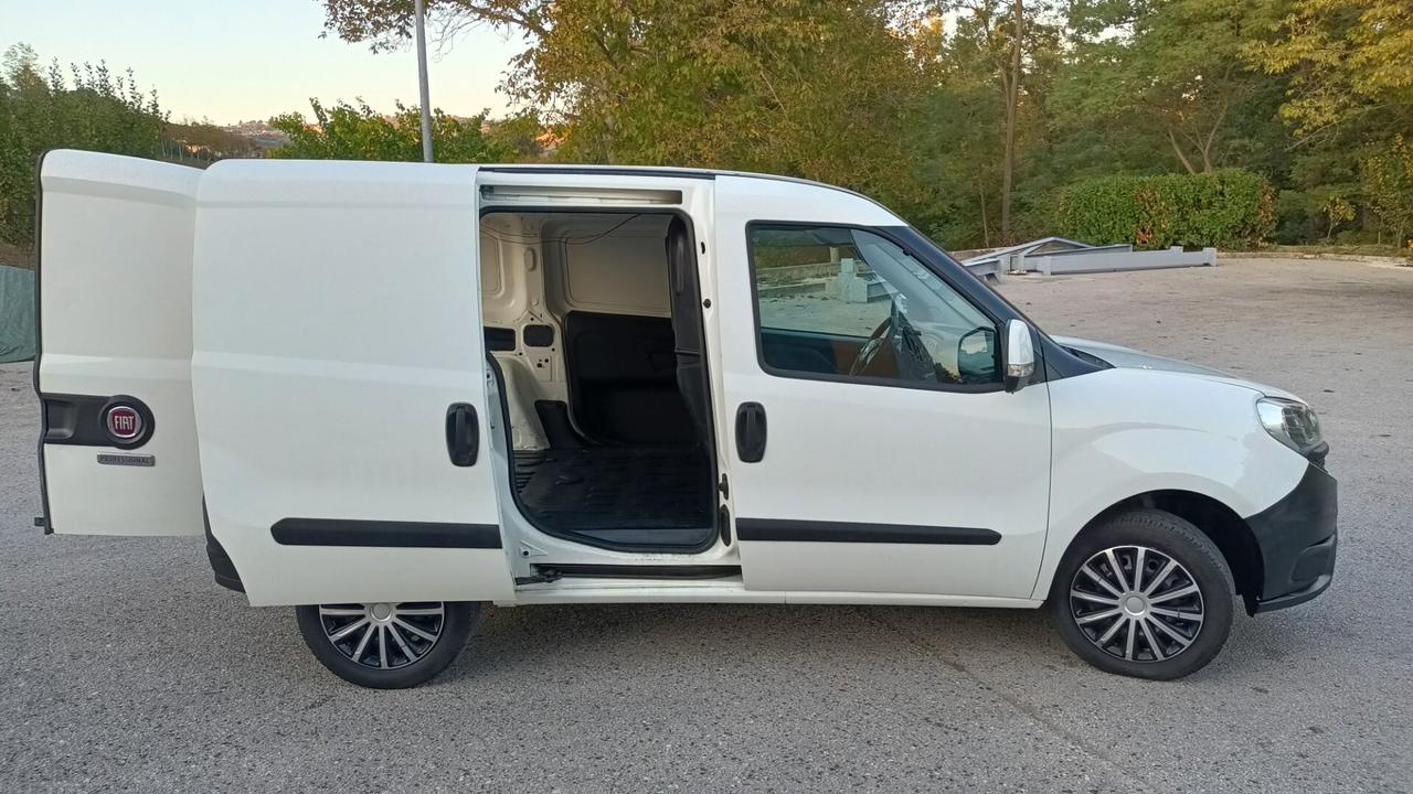 Fiat Doblò 1.4 T-Jet Natural Power
