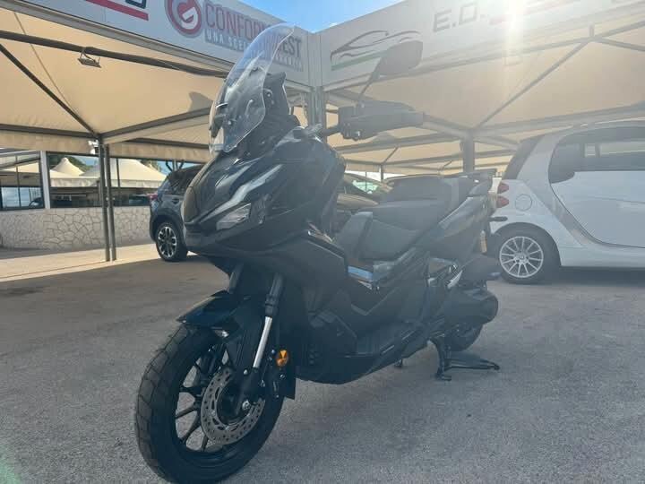 Honda X-ADV 350 NUOVO PRONTA CONSEGNA
