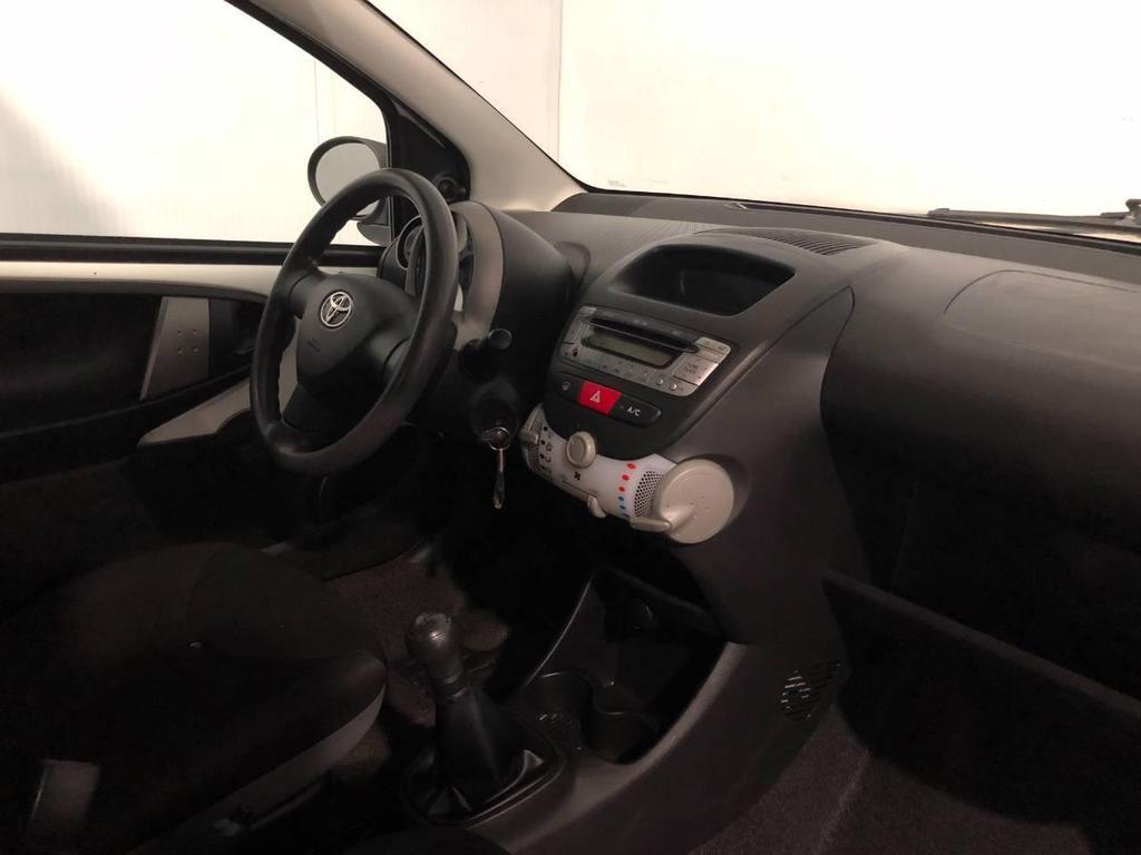 Toyota Aygo 5 Porte 1.0 VVT-i Active Connect