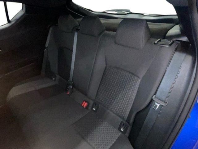 TOYOTA C-HR 1.8 Hybrid E-CVT Business