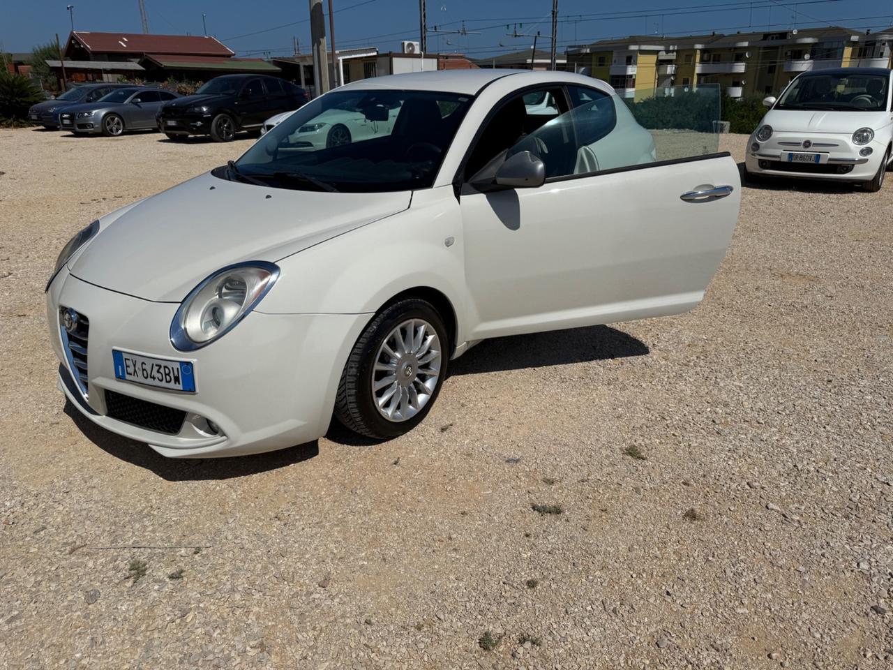 Alfa MiTo 1.3 JTDm-2 95 CV 3.499€ PERMUTE