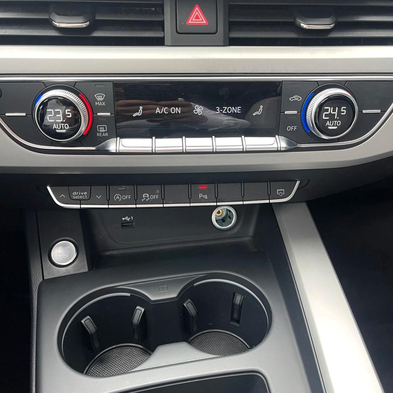 Audi A4 Avant 30 TDI/136 CV S tronic line edition