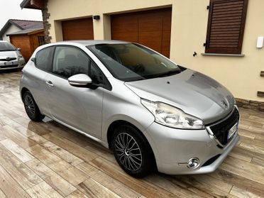 Peugeot 208 1.4 HDi 68 CV 3 porte Active NEOPATENTATI