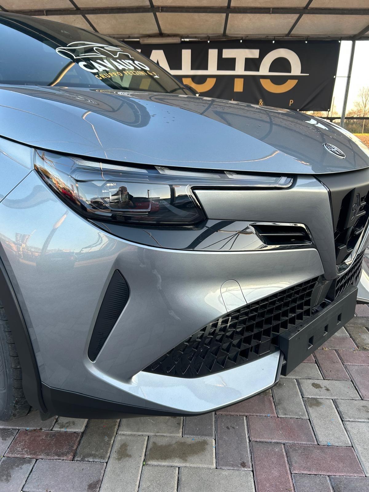 Alfa Romeo Junior 1.2 136 CV Hybrid eDCT6 Speciale