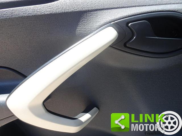 FORD Ka+ 1.2 8V 69CV Titanium Business