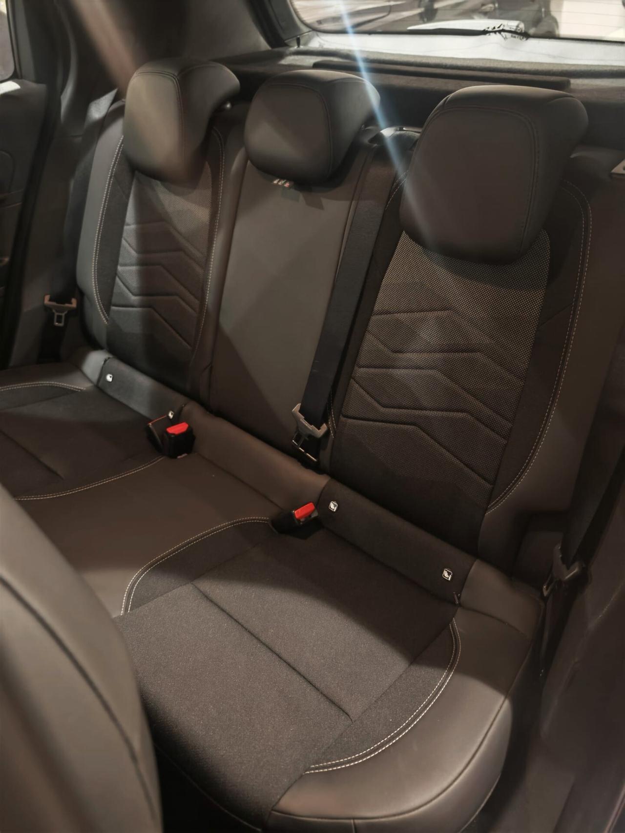 Jeep Avenger 1.2 Turbo 100 CV Altitude