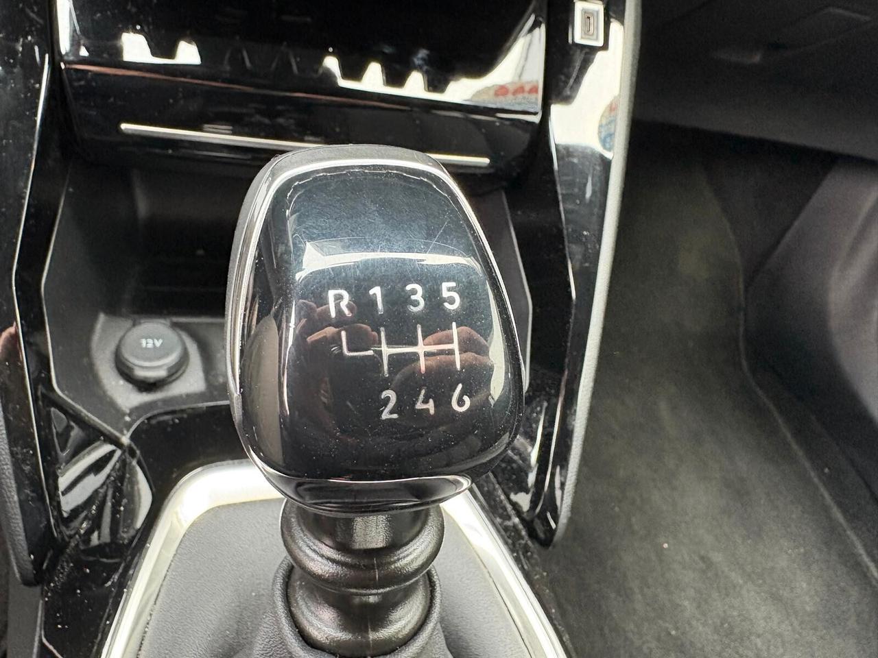 Peugeot 2008 ALLURE PureTech 100 6mt SPOTICAR