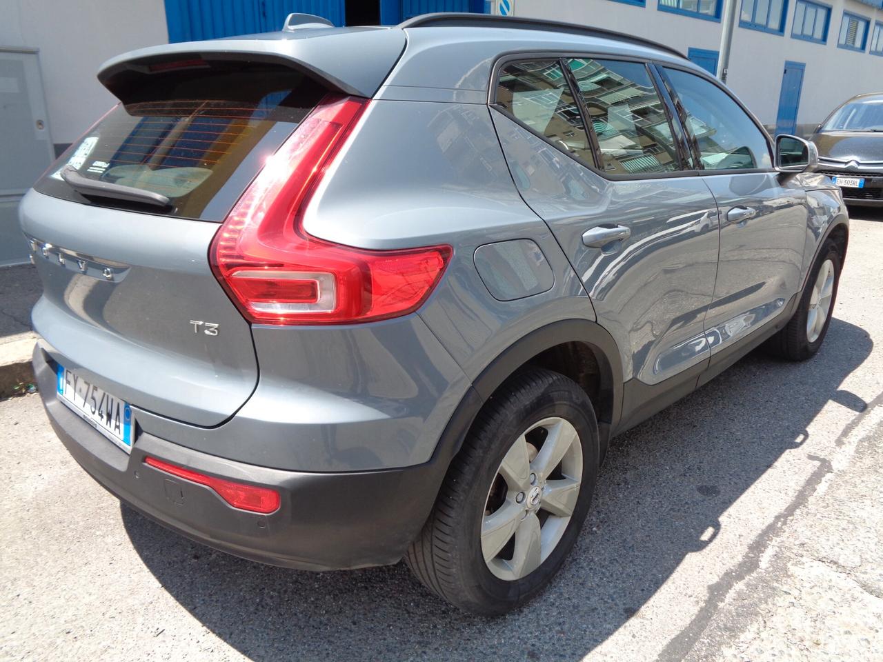 Volvo XC40 T3 Momentum