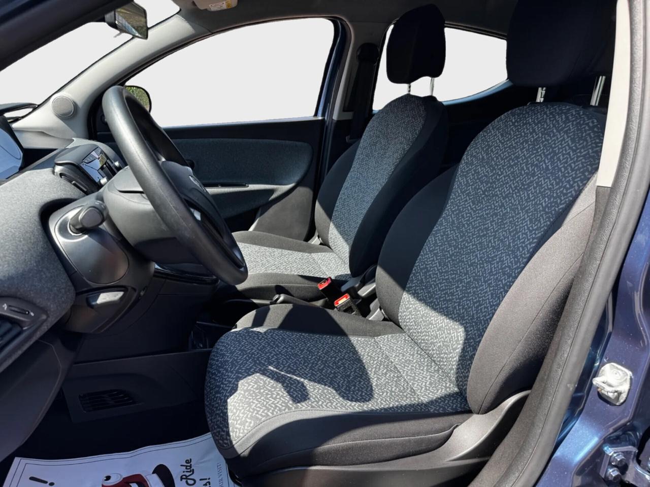 Lancia Ypsilon HYBRID del 2023 con 44.000km