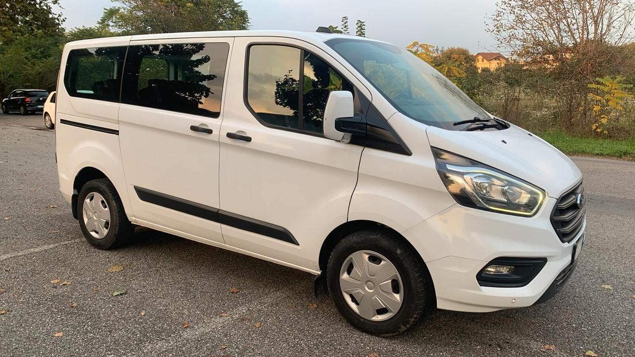 Ford Tourneo 9 posti Euro 6 Temp