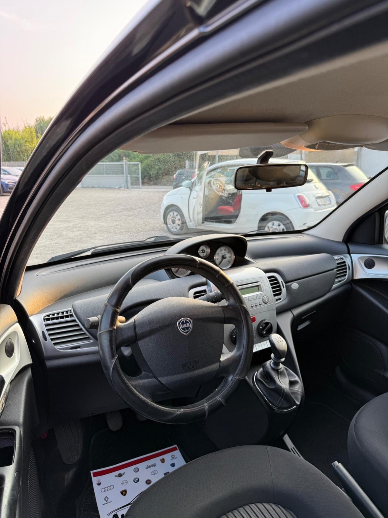 Lancia Ypsilon 1.2 69 CV Diva