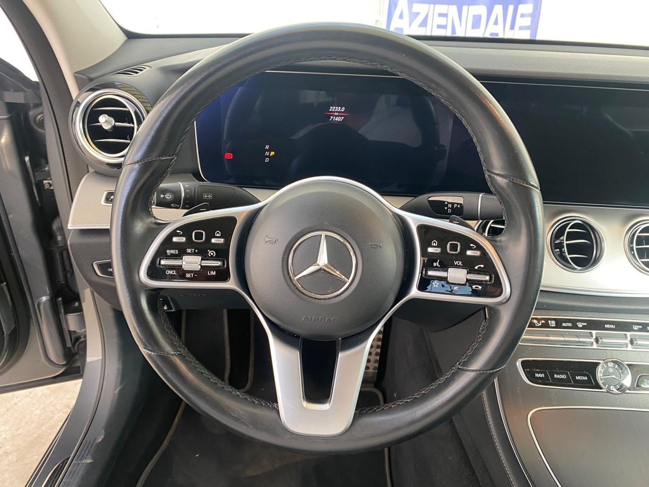 Mercedes-benz E220 d Auto Premium Plus