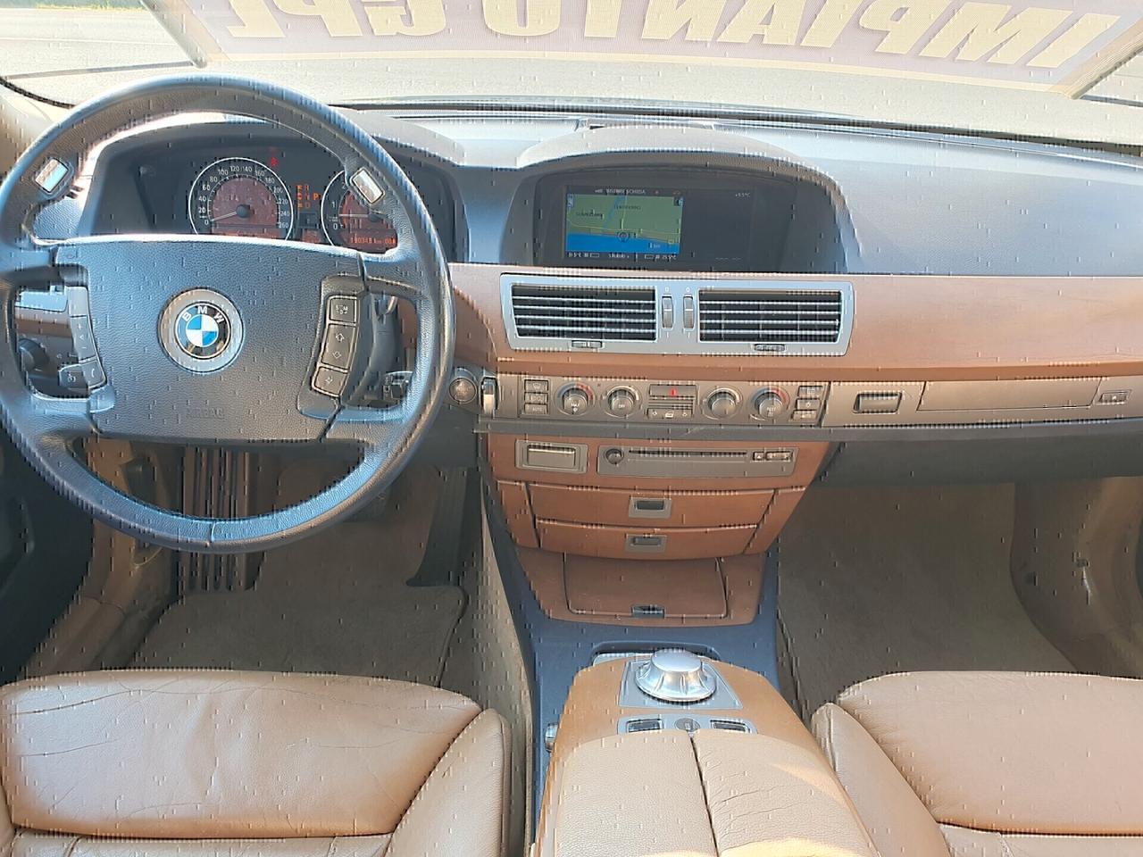 Bmw 735i 3.6v8 272cv benzina GPL ASI 2002