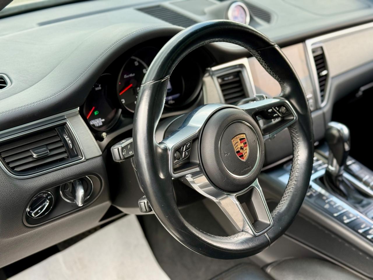 Porsche Macan 3.6 Turbo Performance PORSCHE APPROVED
