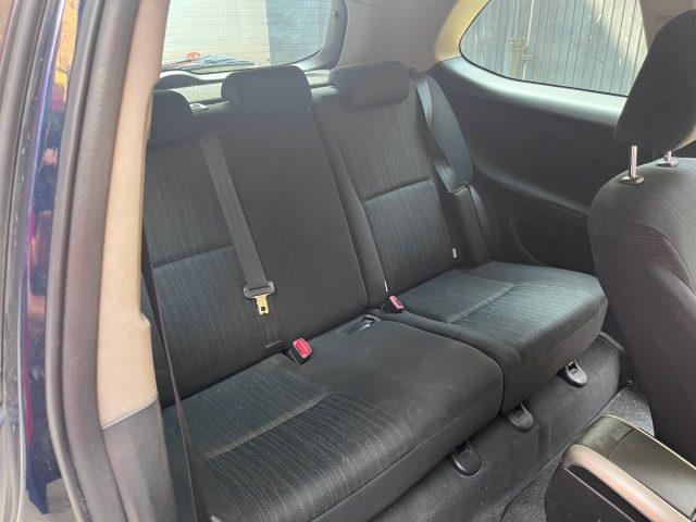 TOYOTA Auris 1.4 D-4D 3 porte Sol