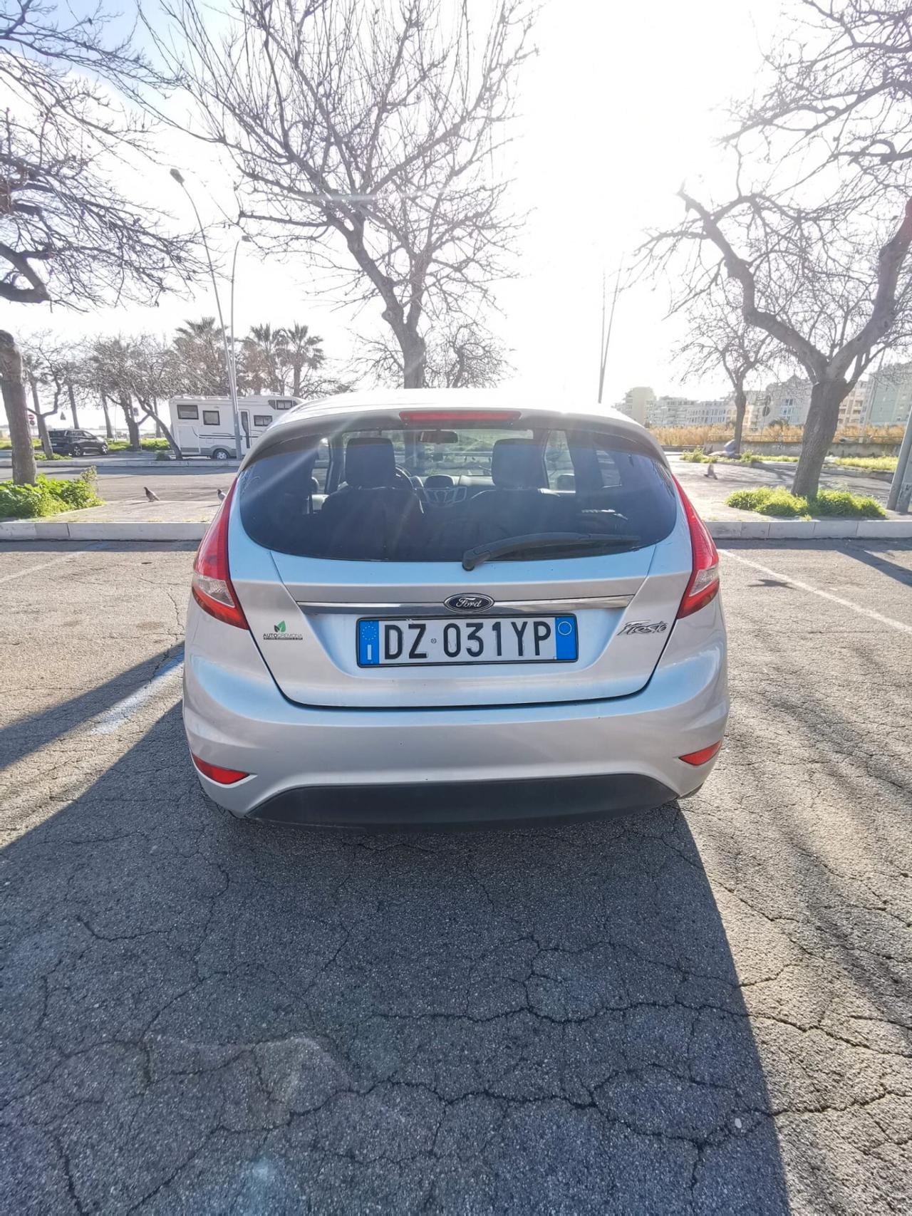 Ford Fiesta 1.4 3P. Bz. GPL Titanium 2009