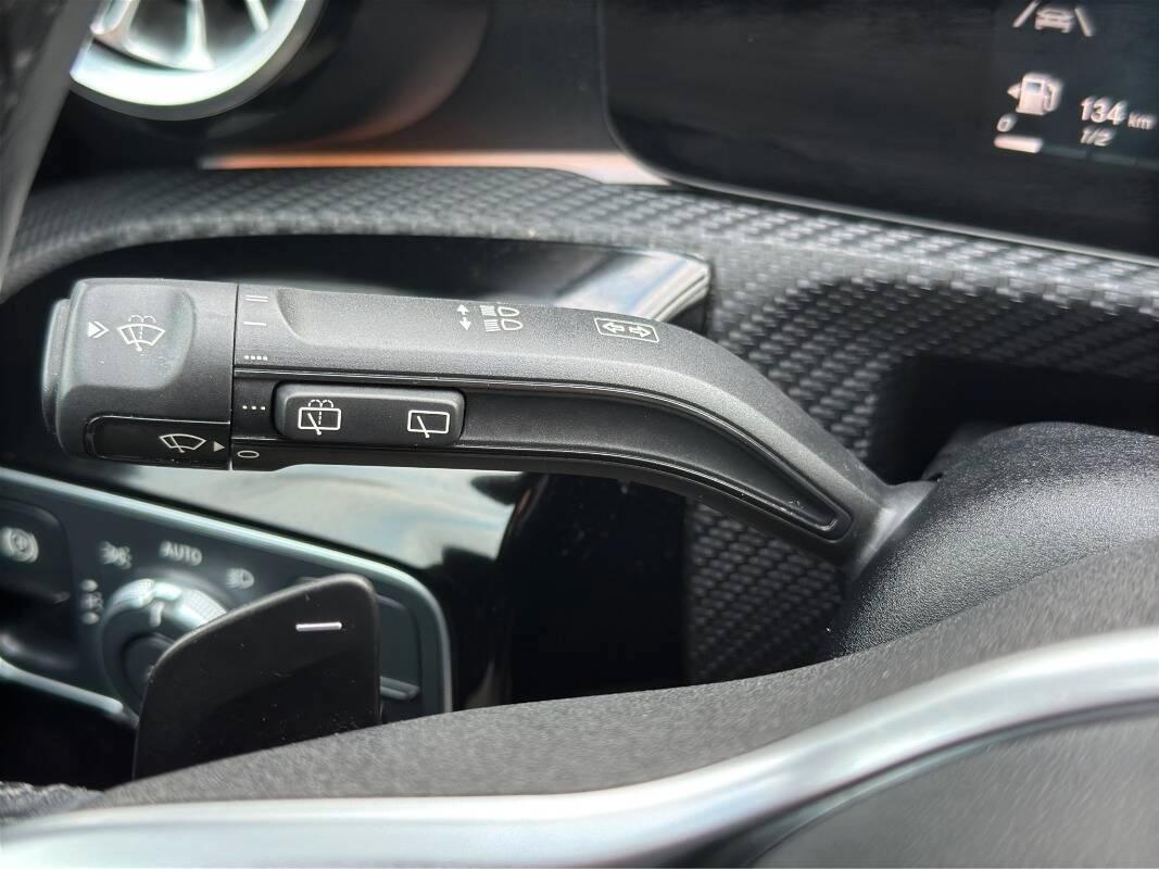 Mercedes Classe A 180 d Business AUTOMATICA con CarPlay