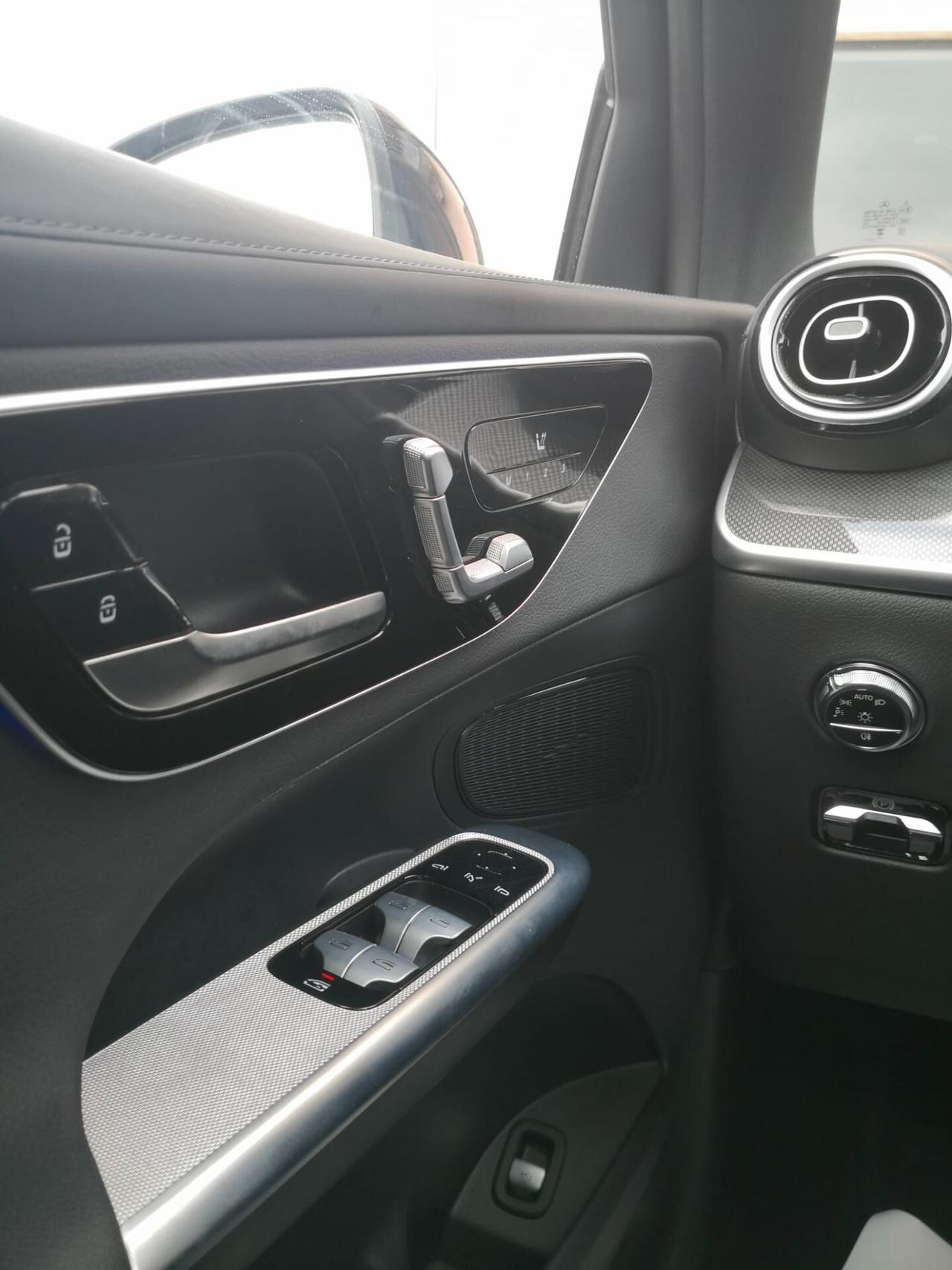 Mercedes-benz GLC 220 d 4Matic Mild Hybrid AMG Line Premium Plus ***FULL OPTIONAL***