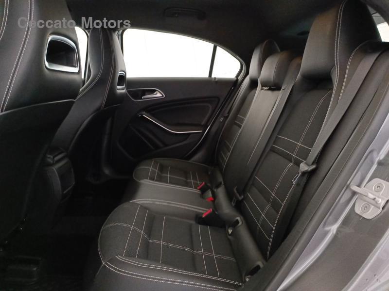 Mercedes Classe A 180 180 D Premium 7G-DCT