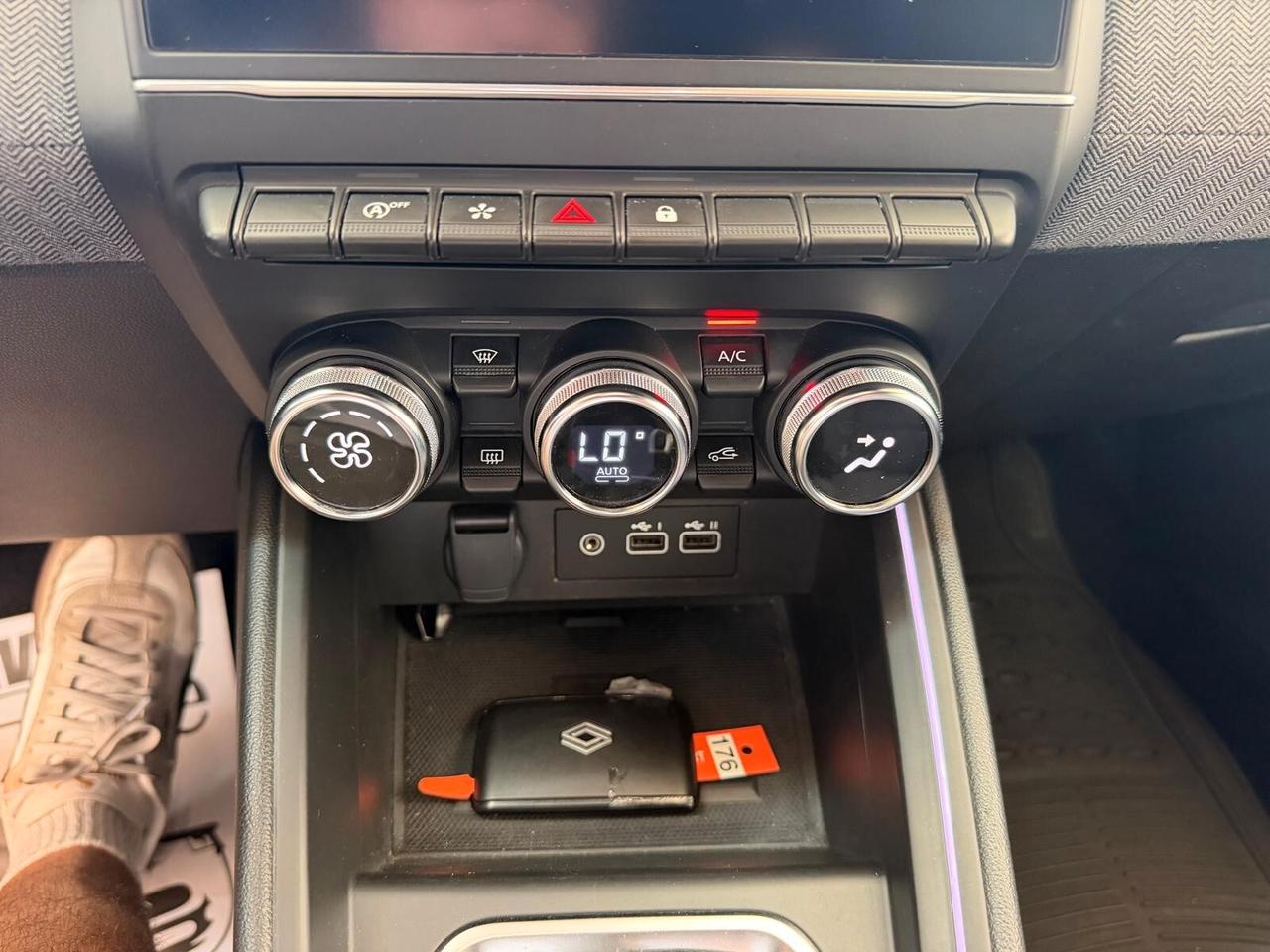 RENAULT CLIO 1.0 BENZINA 90CV
