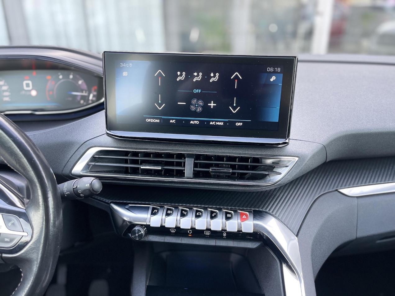 Peugeot 3008 3008 1.5 bluehdi Active Business s&s 130cv