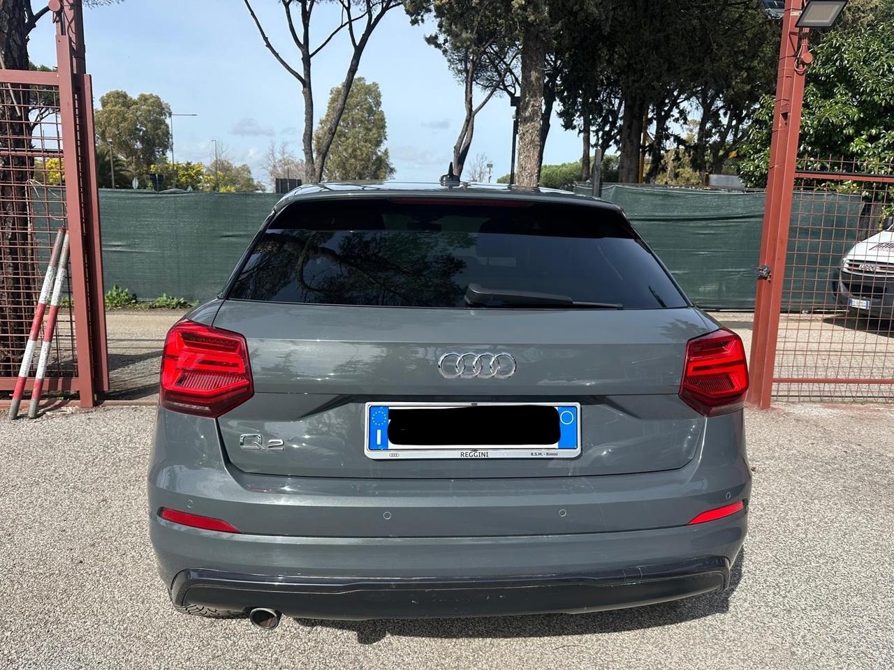 Audi Q2 30 TDI S tronic line Edition exterior fari led *promo*