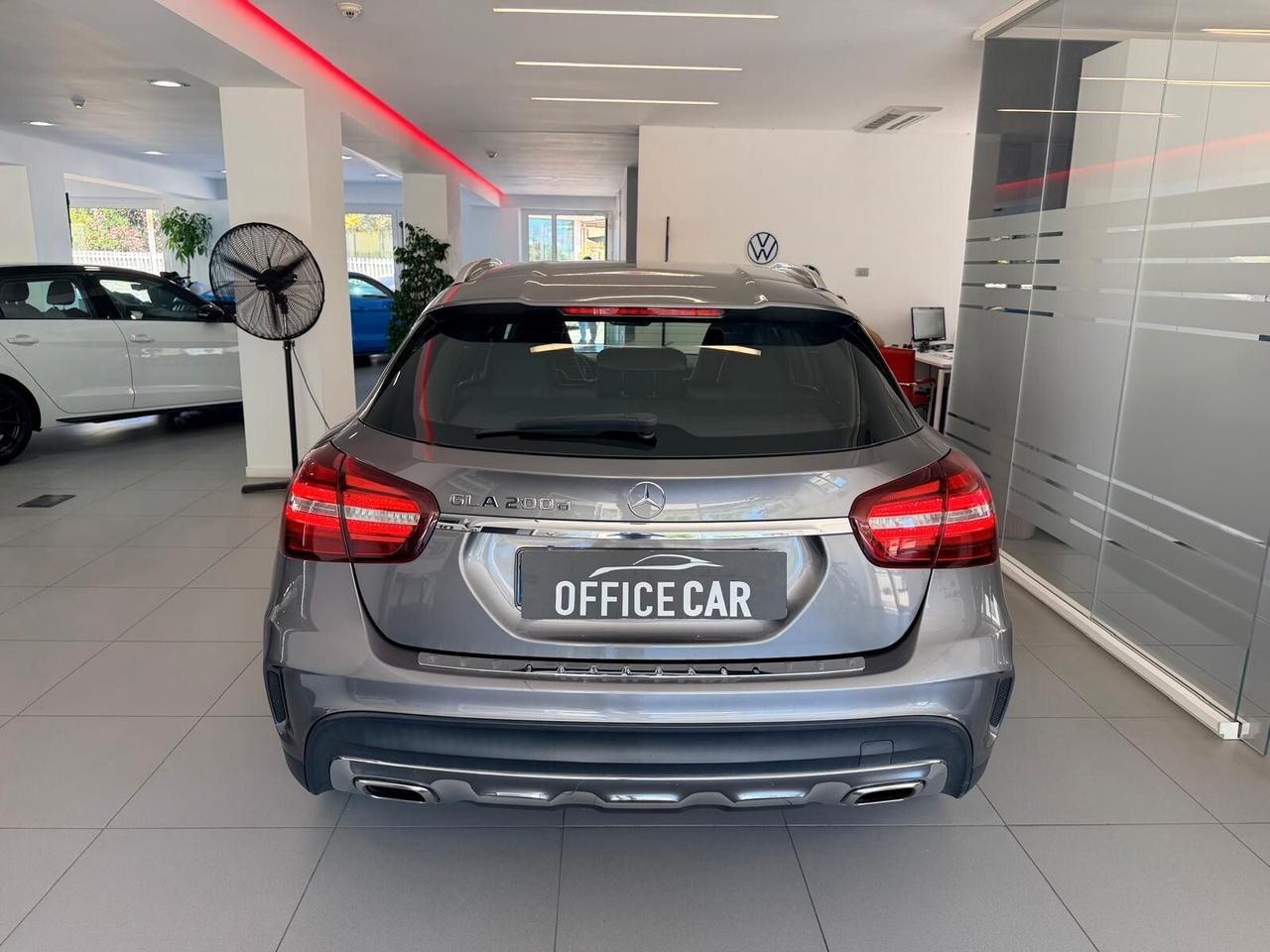 Mercedes-benz GLA 200 d Automatic Premium