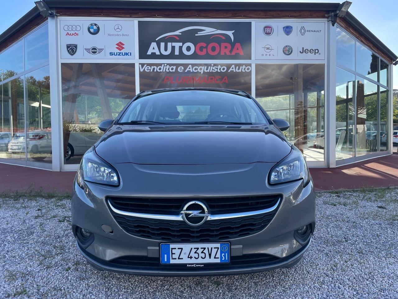 Opel Corsa 1.4 Benzina / GPL - Neopatentati