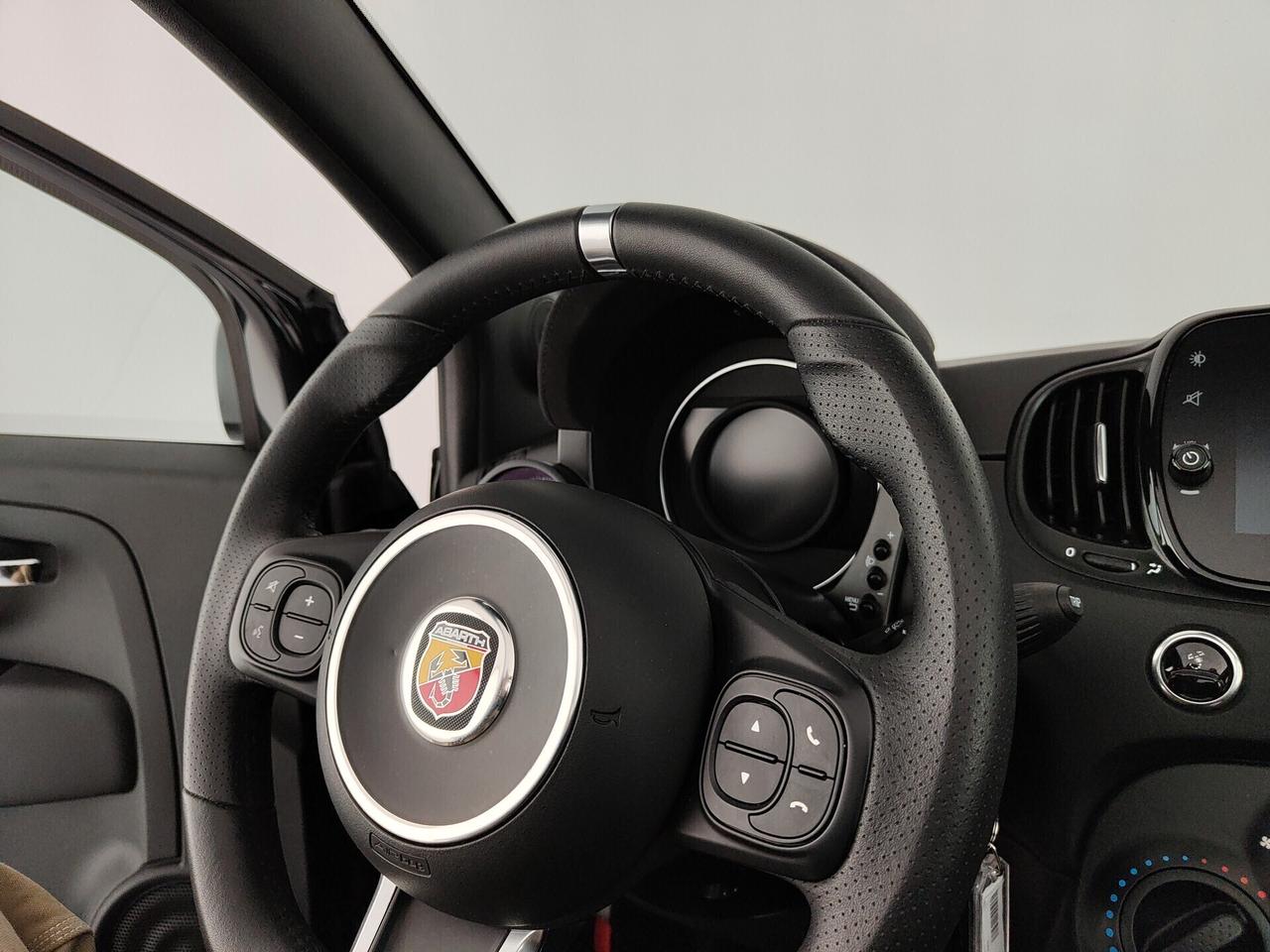 Abarth 595 C 1.4 Turbo T-Jet 165 CV