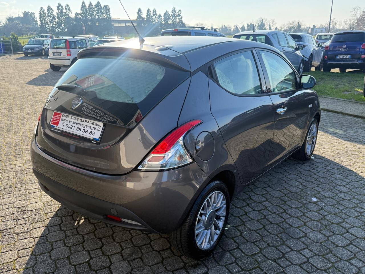 Lancia Ypsilon 1.2 69 CV 5 porte GPL Ecochic Gold