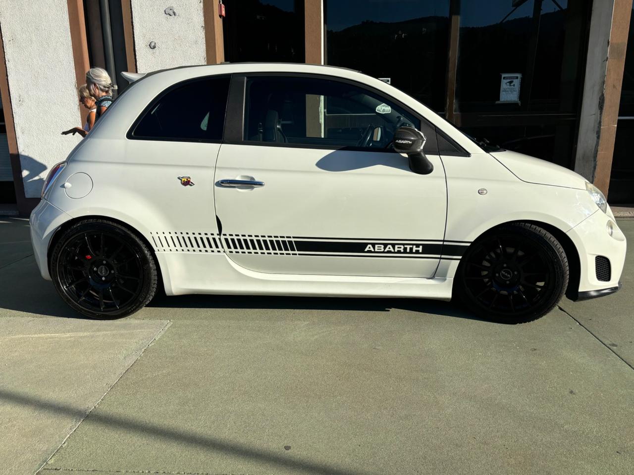 Abarth 500 C 1.4 Turbo T-Jet MTA