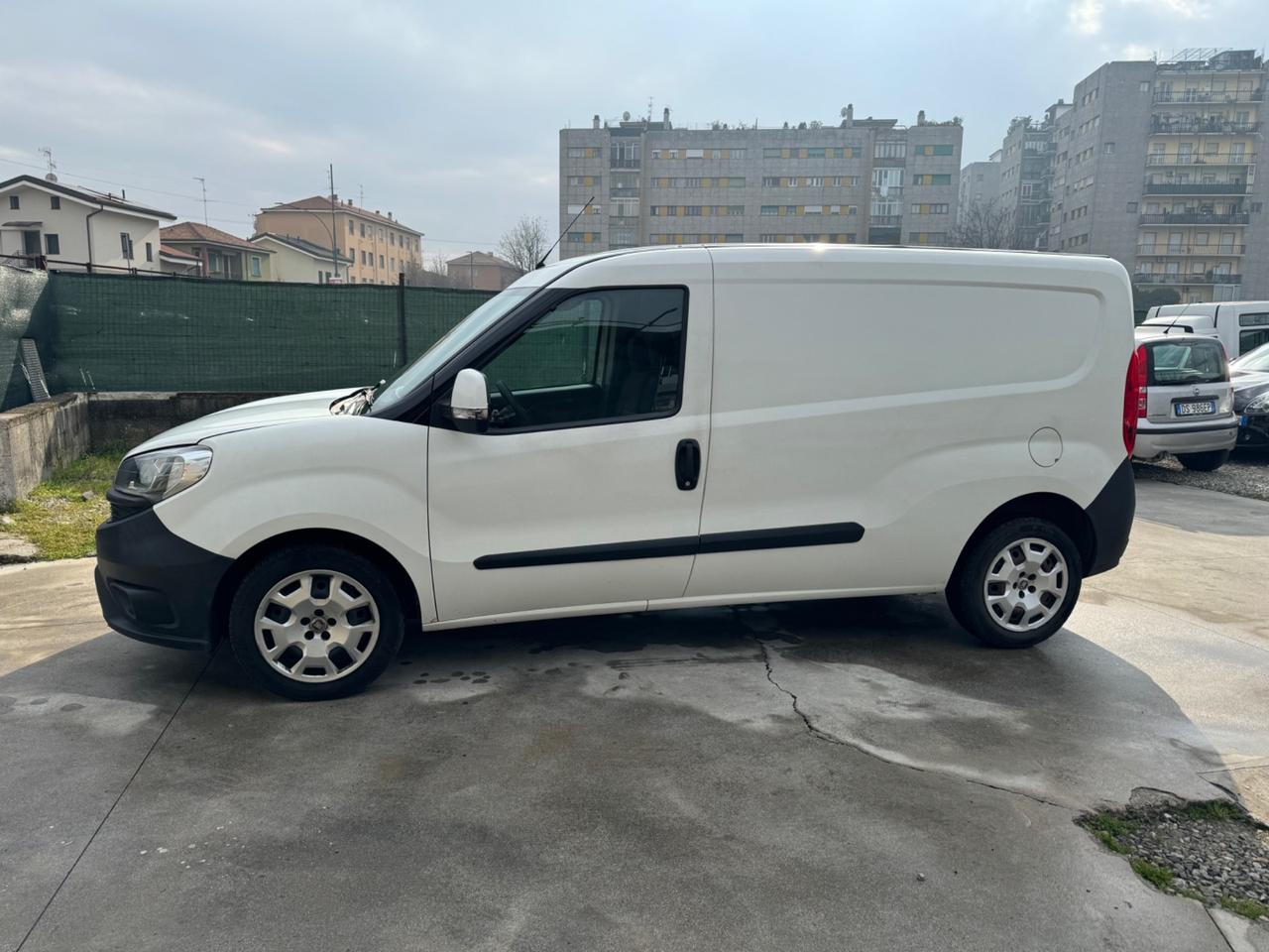 Fiat Doblo Doblò 1.4 T-Jet Natural Power PL-TN Cargo Maxi Lamierato SX