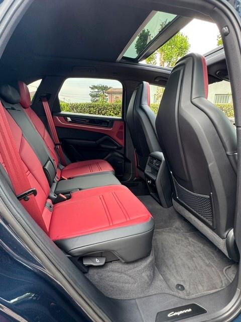 Porsche Cayenne 3.0 V6