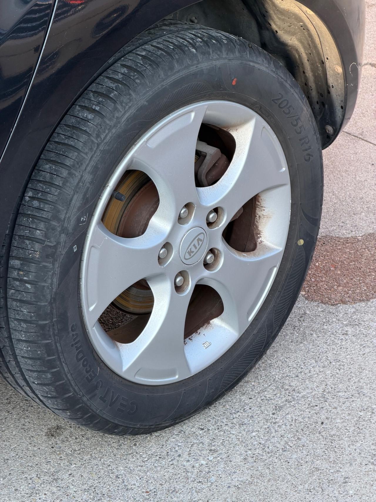 Kia Venga 1.4 CRDi 90CV- Adatta ai neopatentati