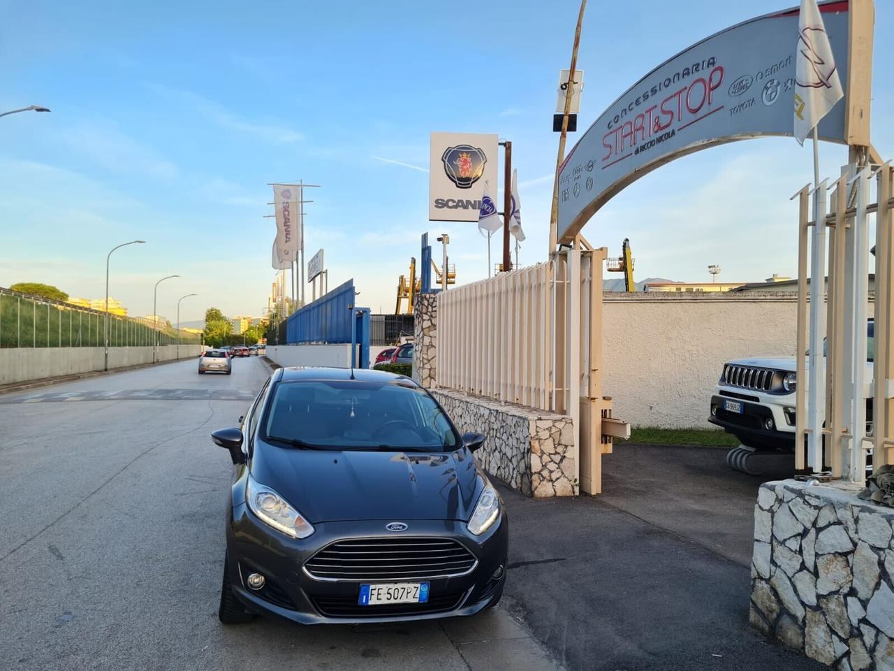 Ford Fiesta Ford fiesta 1.2 gpl titanium