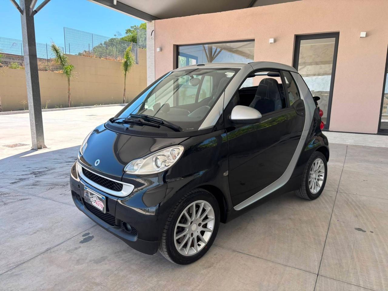 Smart ForTwo 800 33 kW coupé pure cdi