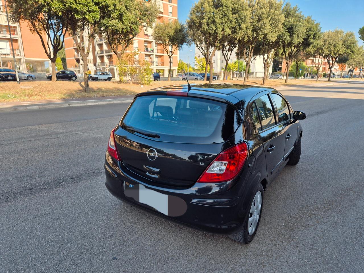 Opel corsa 1.2 gpl anno 08