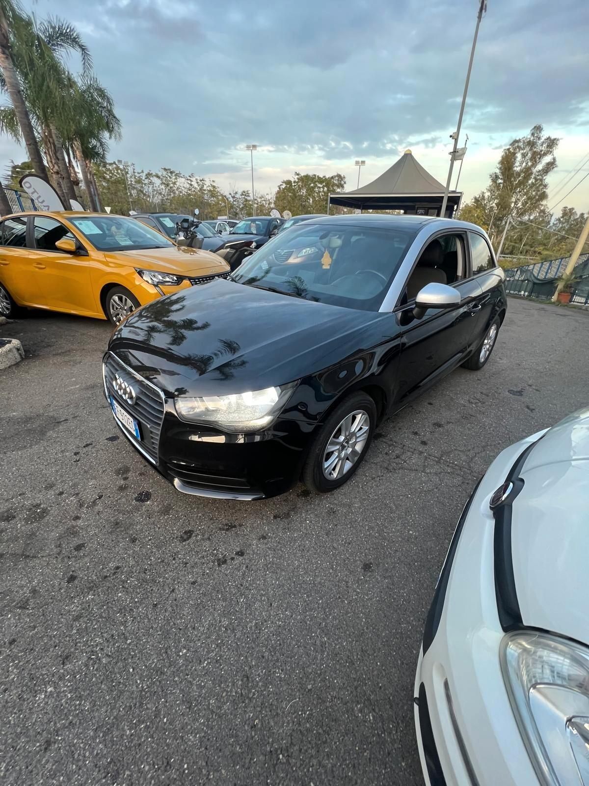 Audi A1 SPB 1.6 TDI S line edition plus