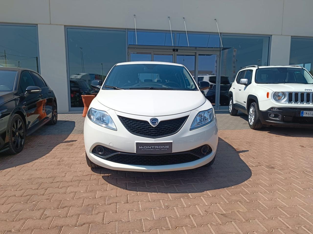 Lancia Ypsilon 1.2 69 CV 5 porte Gold