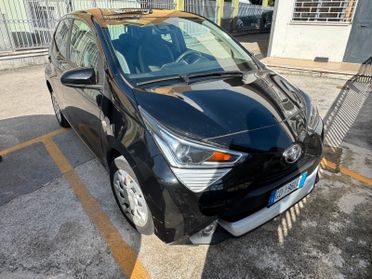 Toyota Aygo Connect 1.0 VVT-i 72 CV 5 porte x-cool MMT