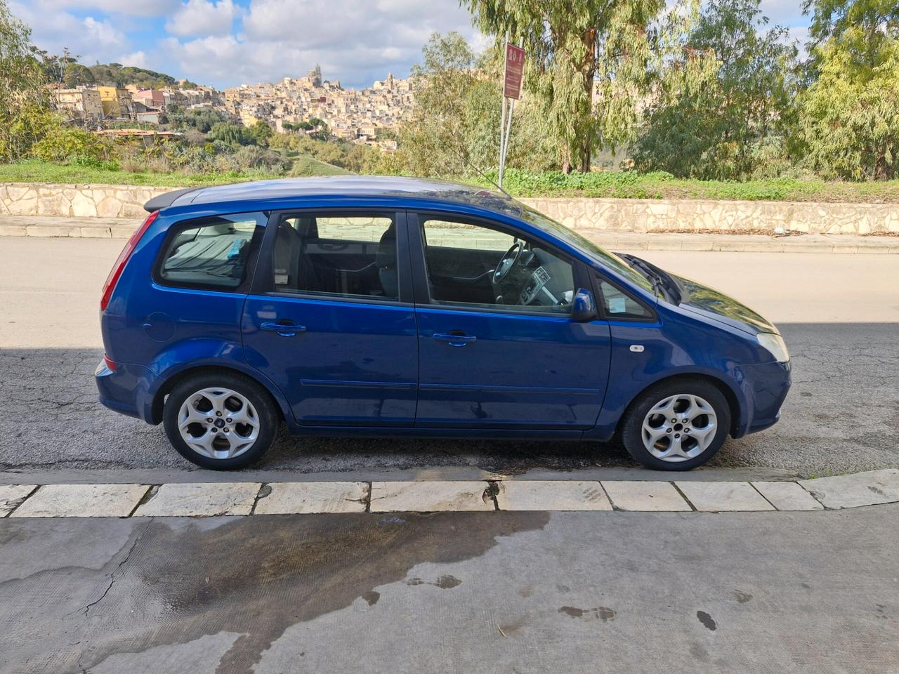 Ford C-Max 1.6 TDCi 90 CV Titanium