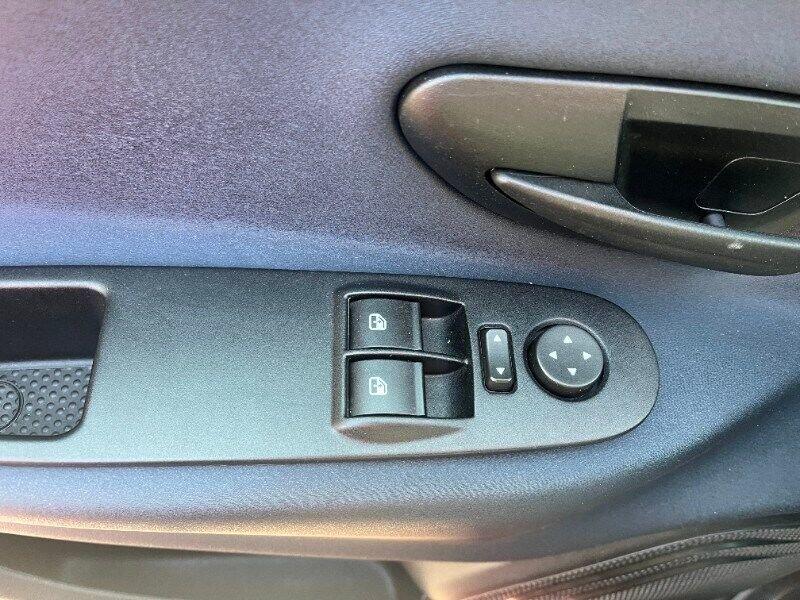 Lancia Ypsilon Ypsilon 1.0 FireFly 5 porte S&S Hybrid Platino