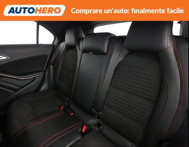 MERCEDES-BENZ A 200 CDI Premium