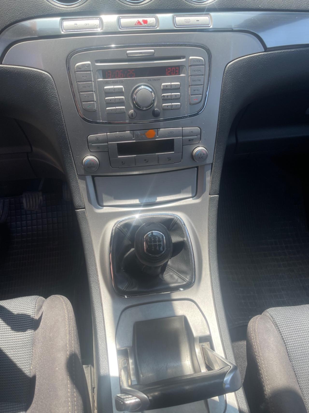 Ford S-Max 1.8 TDCi 125CV Titanium