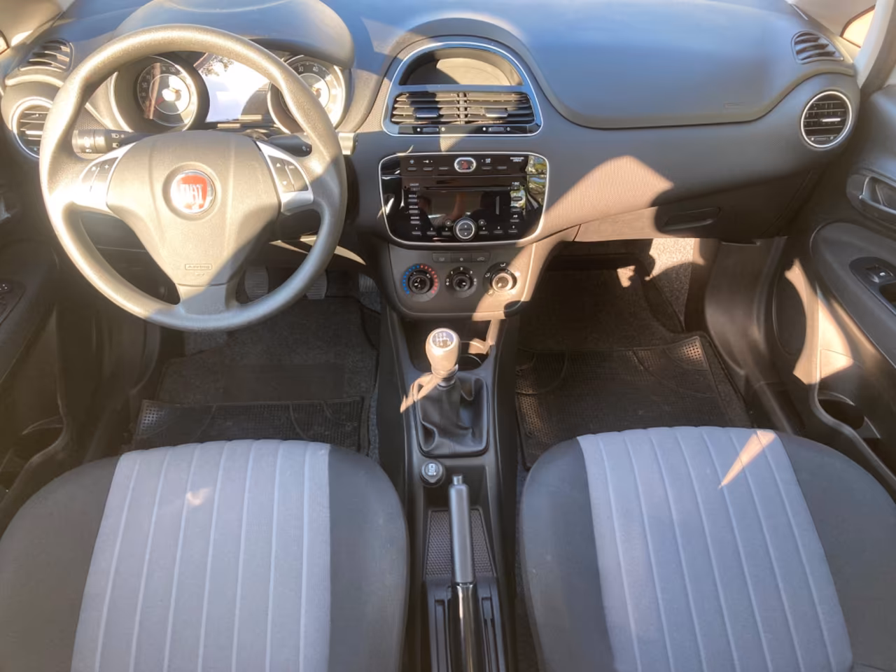 FIAT GRANDE PUNTO (KM 7.238) NUOVA DI FABBRICA